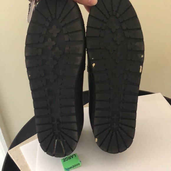 Black PRADA platform shoes - Picture 6 of 6